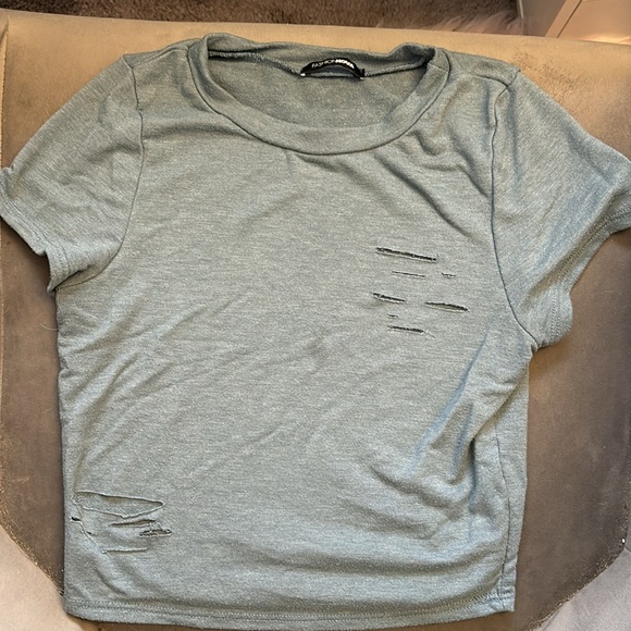 Fashion Nova crop top - Picture 4 of 5